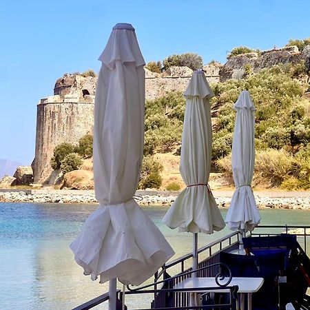 Xenios Zeus Rooms Koróni Buitenkant foto