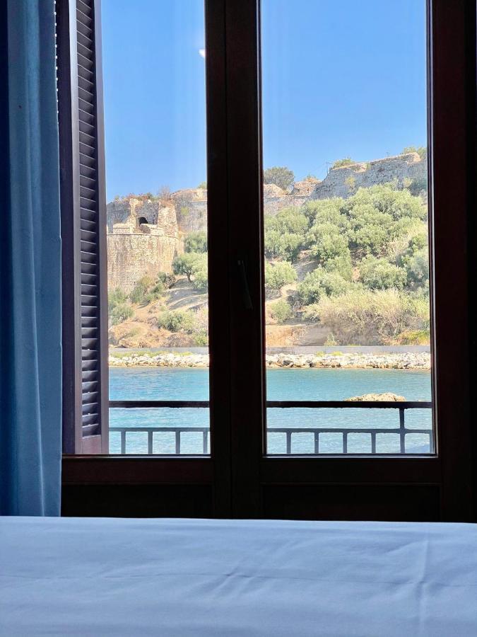 Xenios Zeus Rooms Koróni Buitenkant foto